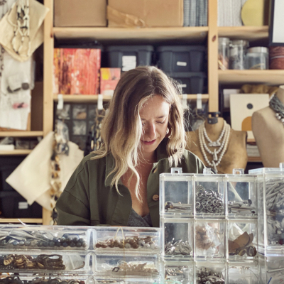 profile_TOAF-MichelleRoss-StudioWork.20210518234108.jpg